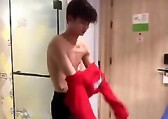 Boys Excavator 泰国酒吧偶遇18岁缅甸男孩