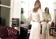 t-girl jerking off in silk satin nylon nylons