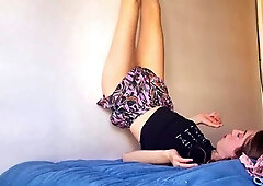 ARGENTINA SWEET TEEN GETS ALL WET AND PLAYS WITH HER FEET