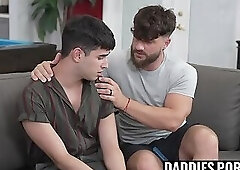 StepsonXXX.com - Eric The Red & Gabe Bradshaw - Twink Gabe Bradshaw moans while Eric The Red