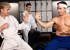 Adam Awbride fucked by sensei Reese Rideout