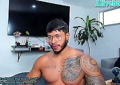 muscle glasses hunk with tattoos strokes cock on webcam