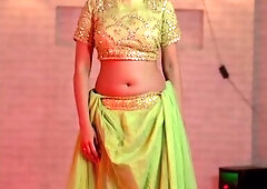 Huge Boob Gal Can Take A Deep Raw Dicking - Sarah Arabic