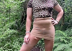 Holly's skirt bulge at the cruising area