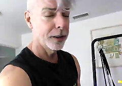 ManPuppy: Richard Lennox Masturbates His Beefstick While Being Fucktoy Drilled On Webcam