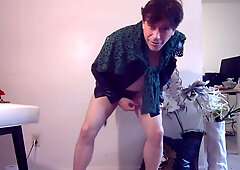 Grubby Masculine Sex Industry Star Loves to Have Fun Nude & Firm!