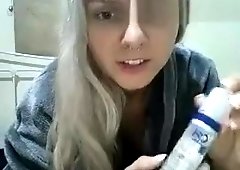 victoria_eve showed as she is finishes yourself before orgasm