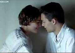 Natural latin beauty Adriana Ugarte loves menage-a-trois entertainment!