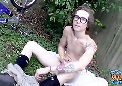 Piss exhib, exhib, piss