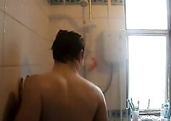 Bath and Shower Wank