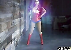 Wonder Woman hardcore anal screwed in a xxx parody episode - by look at my as5