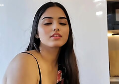 Indian Bahu Having Hardcore Sex At 45th Floor With Delhi City View