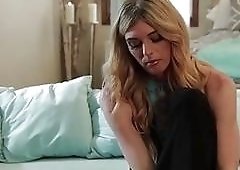 Enchanting babe turns that man over to screw his butt