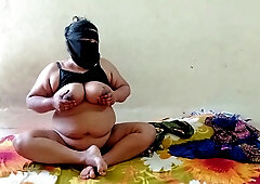 COUGAR with Massive Funbags Get All Her Fuck-holes