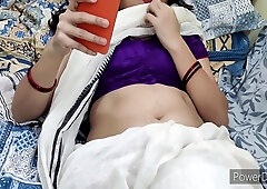 Husband Caught Sexy Desi Mallu Wife In Saree Masturbating And Giving Her Back Shot