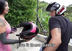 A sex-starving brunette gives up her juicy pussy for orgasm