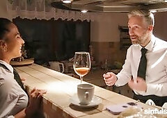 It has been a very busy night at the restaurant and now everyone is gone, Medusa and Lutro are alone. There are only two things left to be done: getti