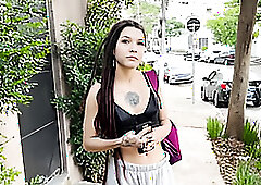 I just needed a little luck to have free sex with a rasta babe.