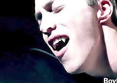 Vampire twinkies pounding after a passionate blow-job