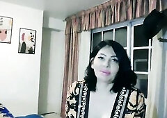 That guy comes to the casting of the anal queen and drills my butt with a truly hard knob.