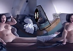 Big and busty tit pornstar