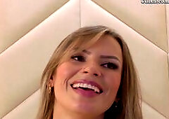 Hot Blonde Tease and Pleasures Her Sweet Pussy