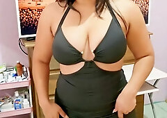 Mi stepdad lets me party but in return I have to fuck and fill my pussy with his cum