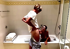 Stepmom, douche, blowage