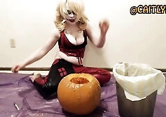 Harley Quinn Cleans Out a Pumpkin (Part1 of two)