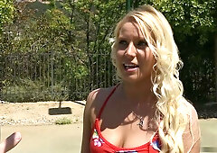 Zero Tolerance: Naive Vanessa Takes On a Stud