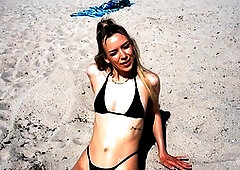 Cute beach babe Hope Heaven flirts with a stranger and gets an intense ride