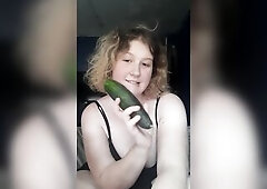 PLAYING WITH A CUCUMBER - Fansly - starjoannaxxx