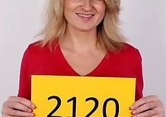 Czech Amateur Sex cougar Gets Load to Mouth