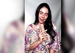 Older Bitch Worships Sex-toy with Soaked Throat ????