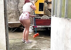 I hired this maid and this babe has a adorable butt in these shorts, I was slutty