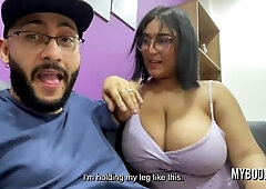 Busty brunette Cristal Jones knows how to give a nice deepthroat