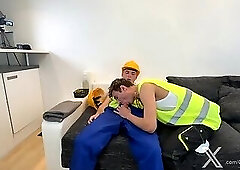 ⭐​Construction workers fuck 4 cash⭐​