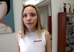 Spicy natural teen Anna P is sucking a dick on the knees