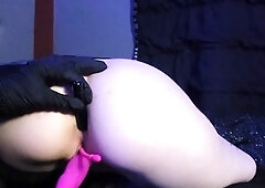 Amateur selfshot round fingers and toy inside the pussy
