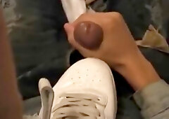 Morning mess in bed, clip 1