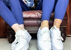 Long Foot Fetish clips at great Amateur Trampling collection