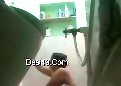 Today Exclusive- Desi Bhabhi Bathing Capture By Hidden Cam