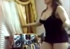 Big-Titted Arab Girl's Sexy Dance
