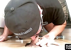 Sex starved pervert found a glory hole room to have some fun