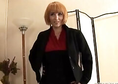 Redhead mother i'd like to fuck enjoys jerking off a jock