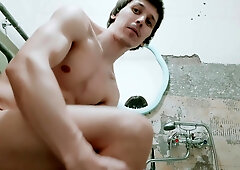 Sexy Guy Shows Perfect Body And Shaves Armpits In The Shower