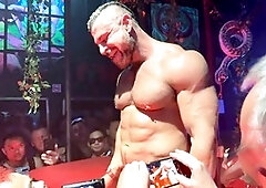 Antony Cortinovis takes Jason Luna for a wild ride in the crowd and gives us a backstage view