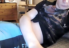 Hot And Beautiful teen 18+ Smooth Boy On Webcam