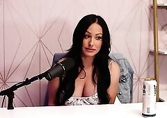 Jennifer White: Her Struggle for Sobriety, The Chaos of Gangbangs & Her fifty Creampie Scene