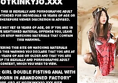 Spider gal double fisting anal with AlexThorn in abandoned factory